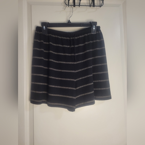 Vince Striped Shorts NWT - Picture 7 of 8